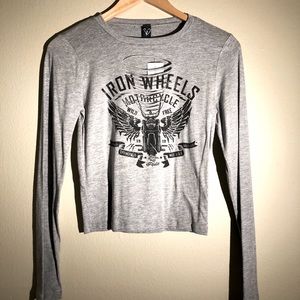 Long sleeve top, never worn, size s